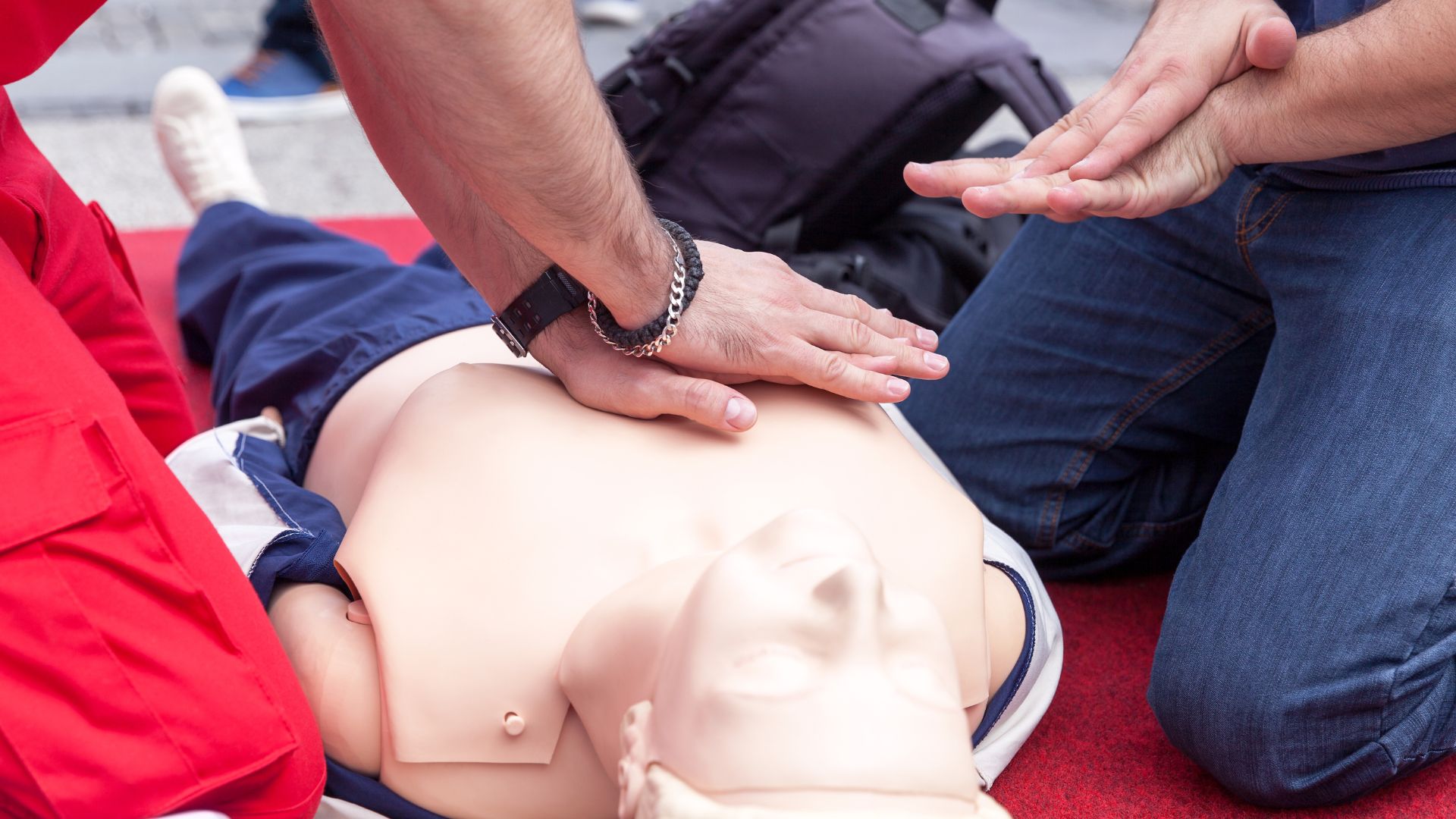 Does CPR work on an opiod victim?